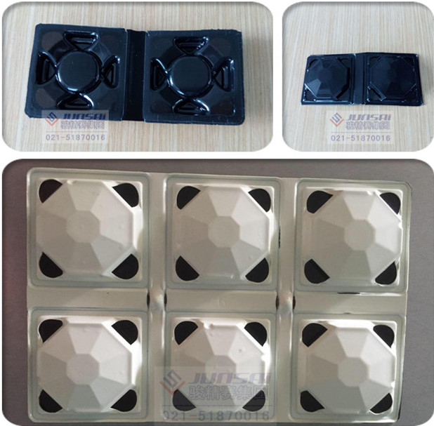 PET蟑螂盒<a href=http://www.penglecw.com/ target=_blank class=infotextkey>高周波</a>熔斷機2.jpg